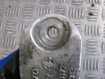 ŁAPA SILNIKA S40 V40 1.9 DCI 99-04R 30611472