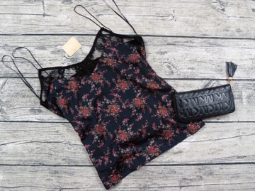 БЛУЗКА С НОВЫМ УЗОРОМ ZARA С КРУЖЕВНЫМ УЗОРОМ S