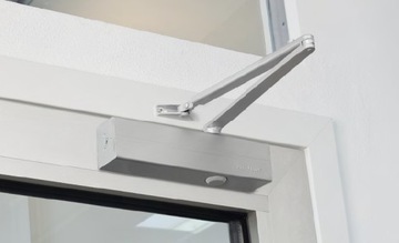 Доводчик ASSA ABLOY DC300 с рычагом, черный