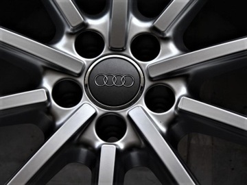ОРИГИНАЛ AUDI A4 A6 C7 A8 S8 19 4G9601025H PA.73
