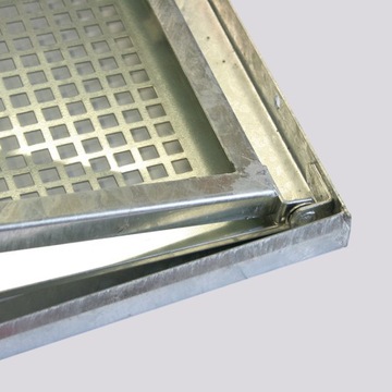 Okno piwniczne stalowe dwuskrzydłowe SD2 - 90x50cm