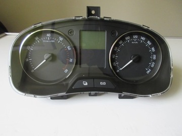 SKODA FABIA 2 II zegary licznik 5J0920811E benzyna