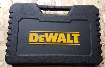 Набор насадок для сверл DEWALT 100 шт. DT71563