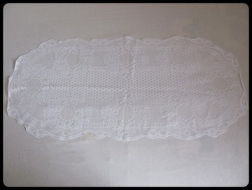 Bieżnik - obrus - serweta kolor biały 116 x 53 cm