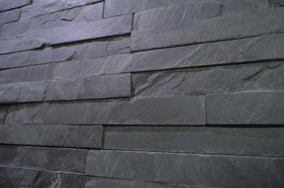 Kamień ozdobny dekoracyjny elewacyjny łupek Stackstone czarny 10x36