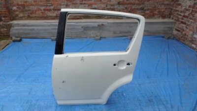 Daihatsu sirion justy двері ліва задня задні 05- фото №1