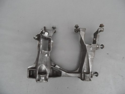 Кронштейн підвіска лівий задня porsche boxster 986 фото №1