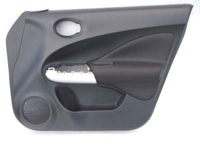 Nissan juke обивка дверь перед пассажира фото №1