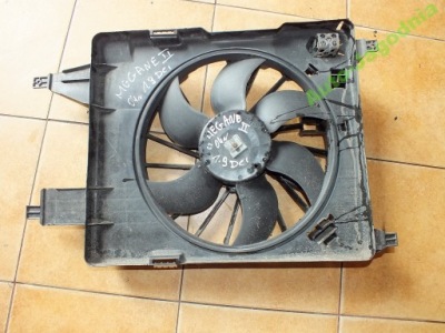 Megane 2 1.9 dci вентилятор радиатора 8200151464/ фото №1