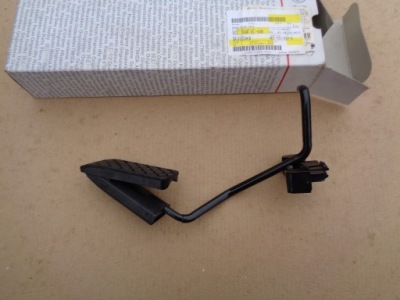 Audi a8 d2 педаль газа 4d1721507g фото №1