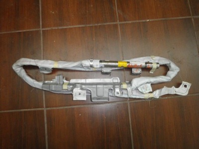 Шторка безпеки ліва toyota auris фото №1