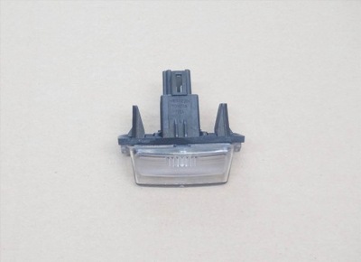 Corolla e16 e18 verso 12-19 лампа лампа номерного знака фото №1