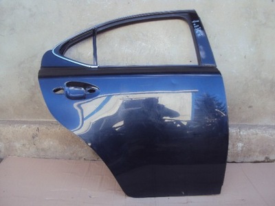 Двері праве задні lexus is 2005- фото №1