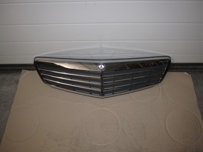 Mercedes W 204 A204 880 1283 C atrapa grill