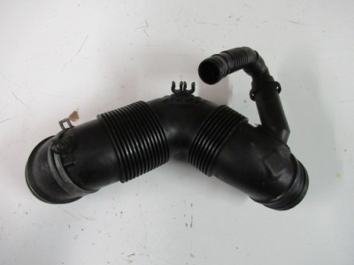 Труба воздуха 3c0129654m passat superb ii 1.6 tdi фото №1
