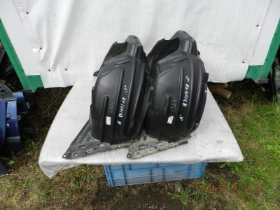 Mitsubishi space star 12- підкрилок перед ліва фото №1