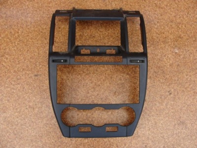 Land rover freelander 2 09r рамка панель приладів фото №1