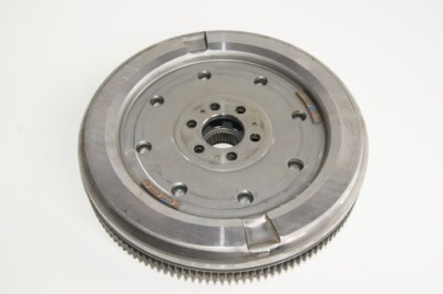 Gd vw arteon tsi колесо двухмассовый 05e105266 фото №1