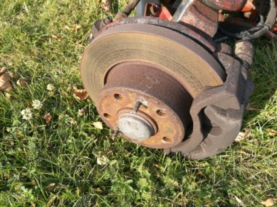 Поворотный кулак ступица iveco daily рессора 99-06 фото №1