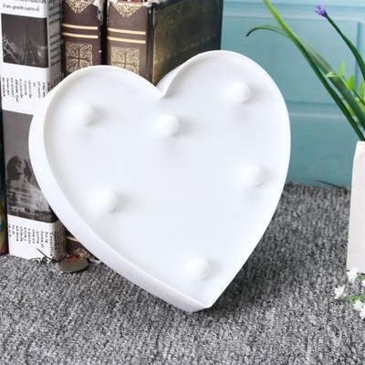 Lampa nocna LED białe serce na baterie LEDisON