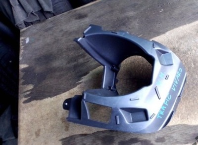 Рамка бампера противотуманной фары левая renault trafic 3 14- фото №1