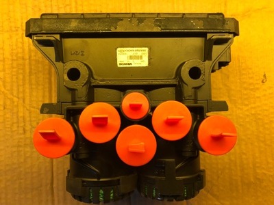 Клапан модулятор задня scania r k020020 reg. фото №1