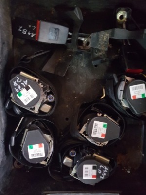 Pas безопасности перед l/p audi a4 b7 фото №1