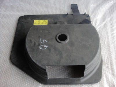 Audi q5 ніша колеса запасного 8t0012108 фото №1