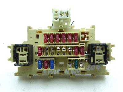 Nissan nv200 коробка предохранителей фото №1