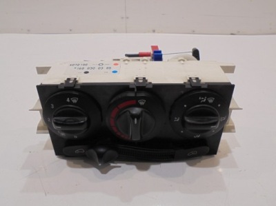 Панель обдув mercedes a w168 1688300385 фото №1