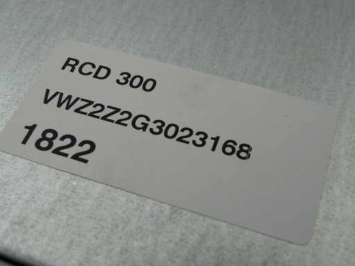 VW RCD300 MP3 GOLF PASSAT CADDY TOURAN JETTA — FV