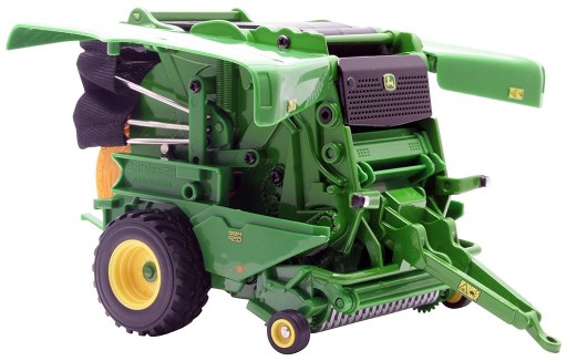 Британский пресс-подборщик John Deere 348