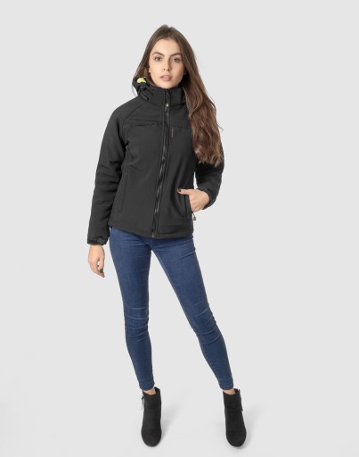 Sportowa Termoaktywna Kurtka Damska Softshell Ocieplona Futerkiem 3101B r M