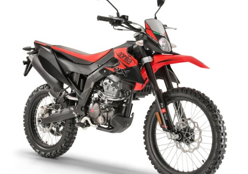 Крышка звездочки DERBI Senda Gilera SMT