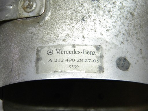 НАКОНЕЧНИК ВЫХЛОПА ПРАВЫЙ MERCEDES W212 W166 /M120/