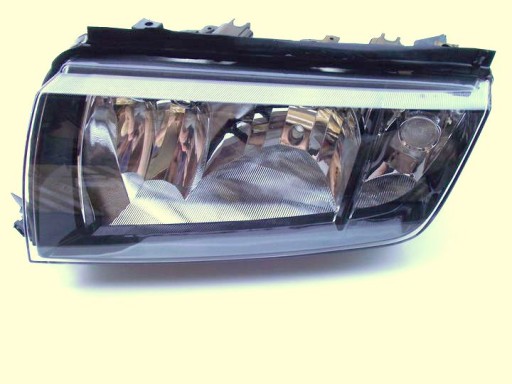 REFLEKTOR LAMPA PRZÓD LEWA SKODA FABIA I CZARNA