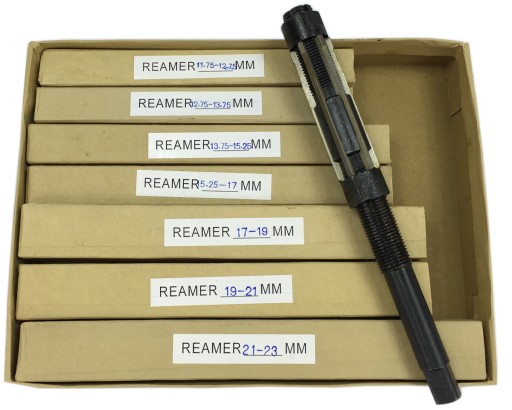 ROZWIERTAK NASTAWNY HSS 11,75-23mm ROZWIERTAK 7EL