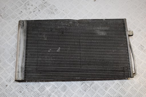 CHŁODNICA KLIMATYZACJI SKRAPLACZ BMW 6 635 E63 LIF