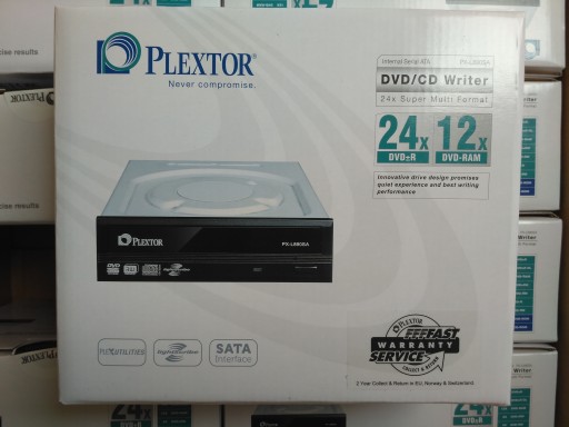 Plextor PX-L890SA SATA BOX NOWY !! 1szt