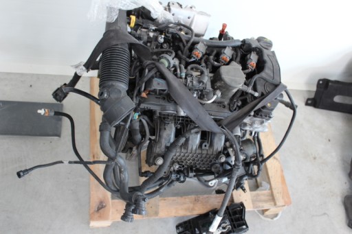 Паливна рейка форсунки peugeot hn02 1.2 thp1 - фото