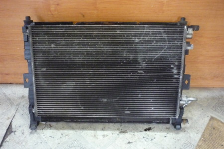radiator Renault Scenic 05r 1,6i