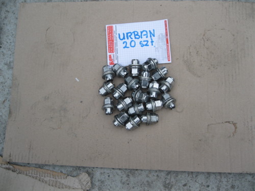 Болт болта штифт колеса Toyota Urban Cruiser