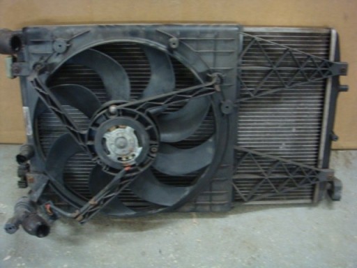 VW POLO IV 9N КОМПЛЕКТ КОРПУС КУЛЕР ВЕНТИЛЯТОР ОХОЛОДЖЕННЯ