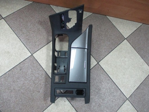 Рамка панель для тунелю накладка LEXUS RX450