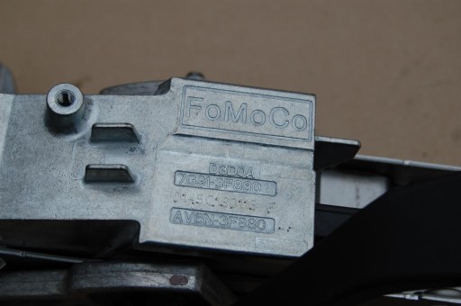 steering wheel rod blocking steering wheel C-MAX MK2 '14