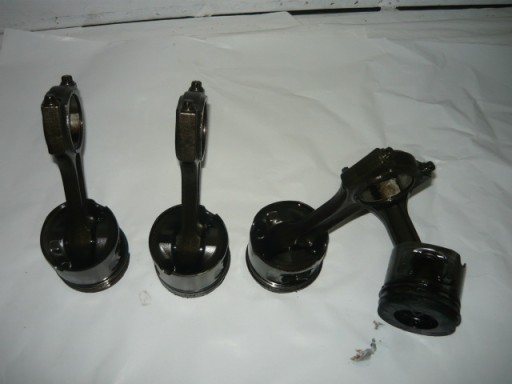 Поршень 0840BB 97R4 BMW E90 N47D20