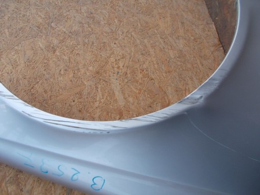 FENDER FRONT FRONT RIGHT MERCEDES E KLASA W211