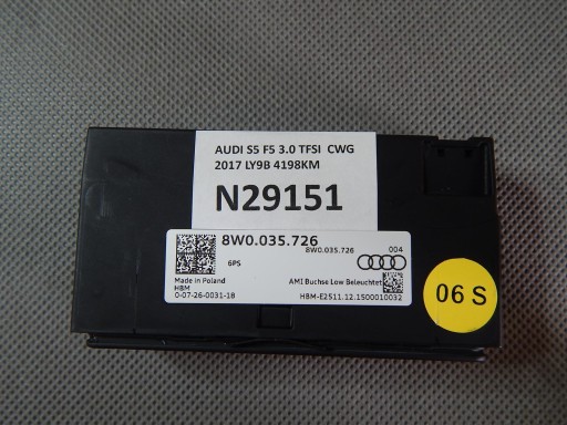 AUDI S5 F5 PORT AUX USB CHARGE 8W0035726