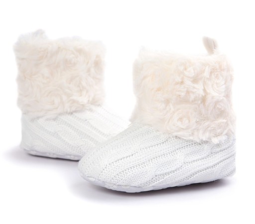 Дитяче взуття білого кольору 19 розмір