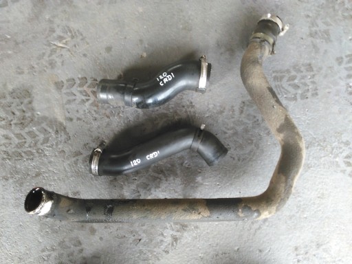 HYUNDAI I20 08-12R 1.4 CRDi шланг интеркулера